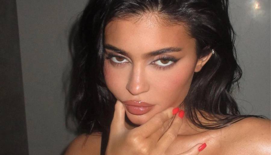 kylie-jenner-smartphone-face
