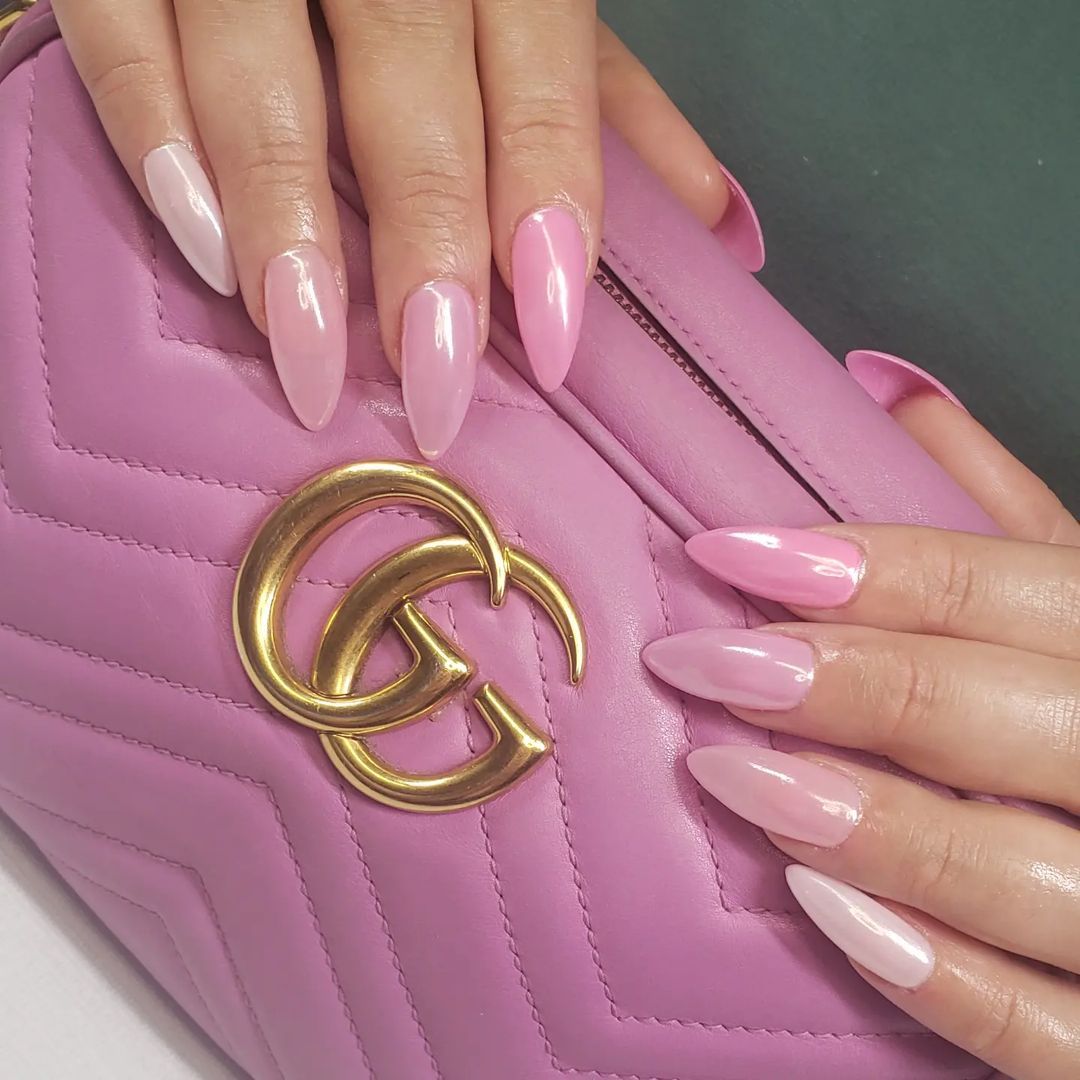 Frosé Nails