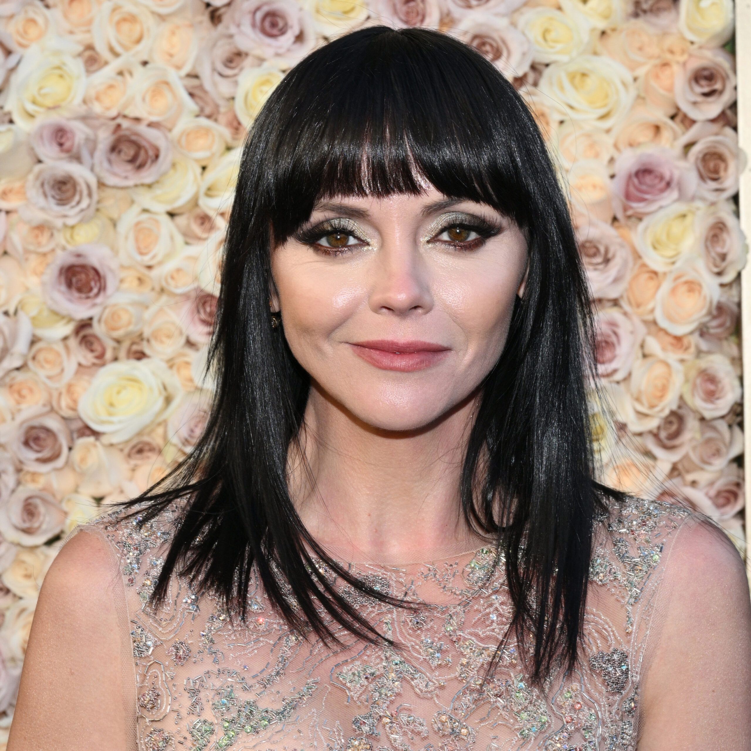 chirstina ricci round face haircut