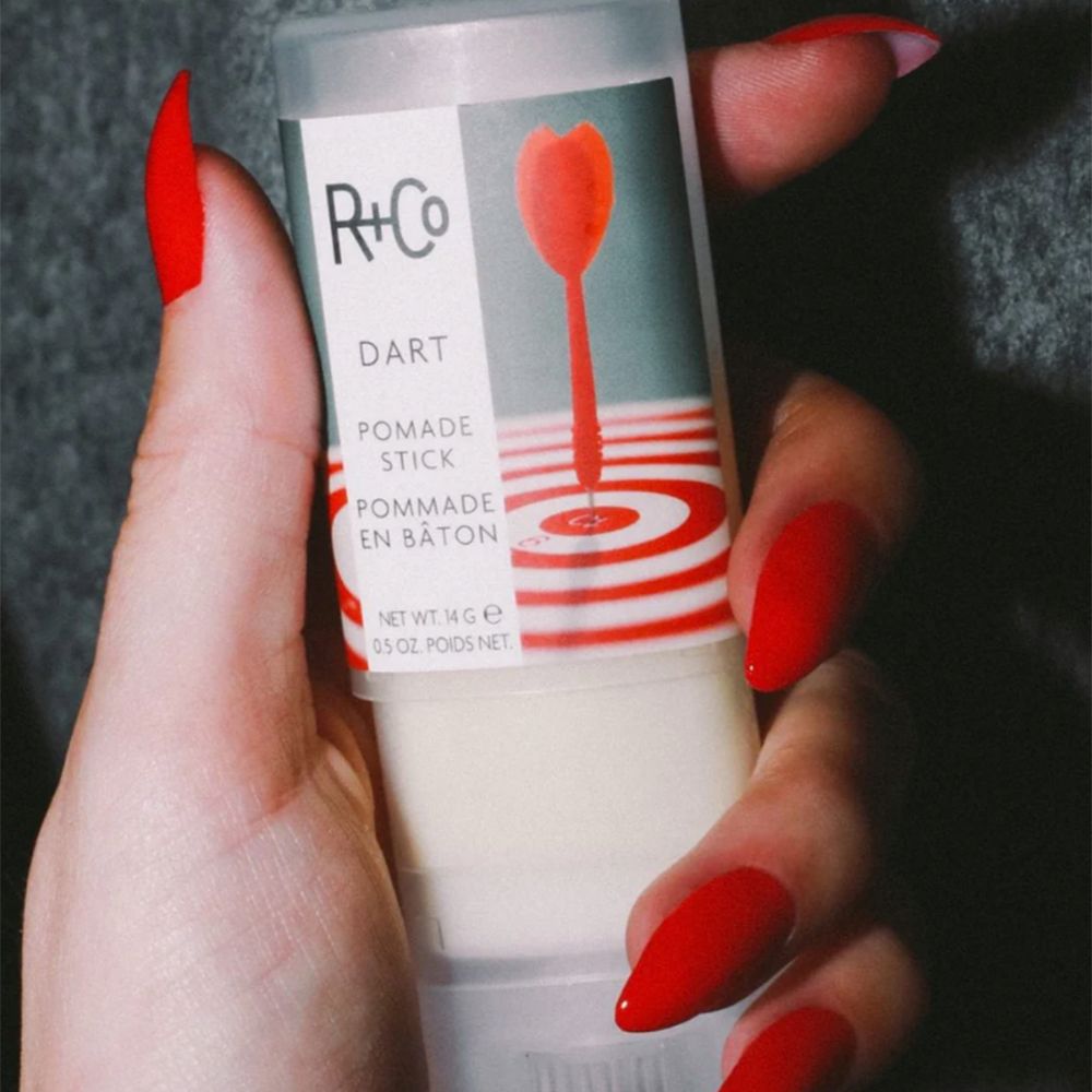 r-co-dart-pomade