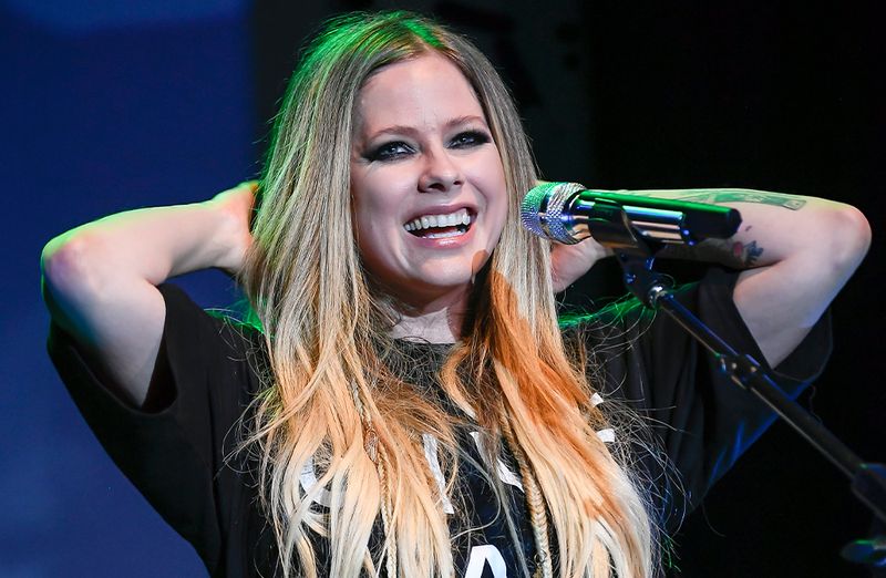 The Exfoliating Powder Avril Lavigne ‘Can’t Live Without’