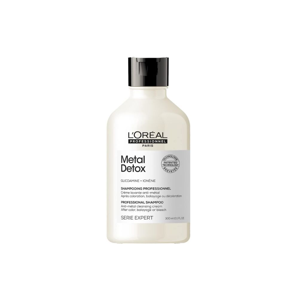 A bottle of L’Oréal Professionnel Metal Detox Shampoo