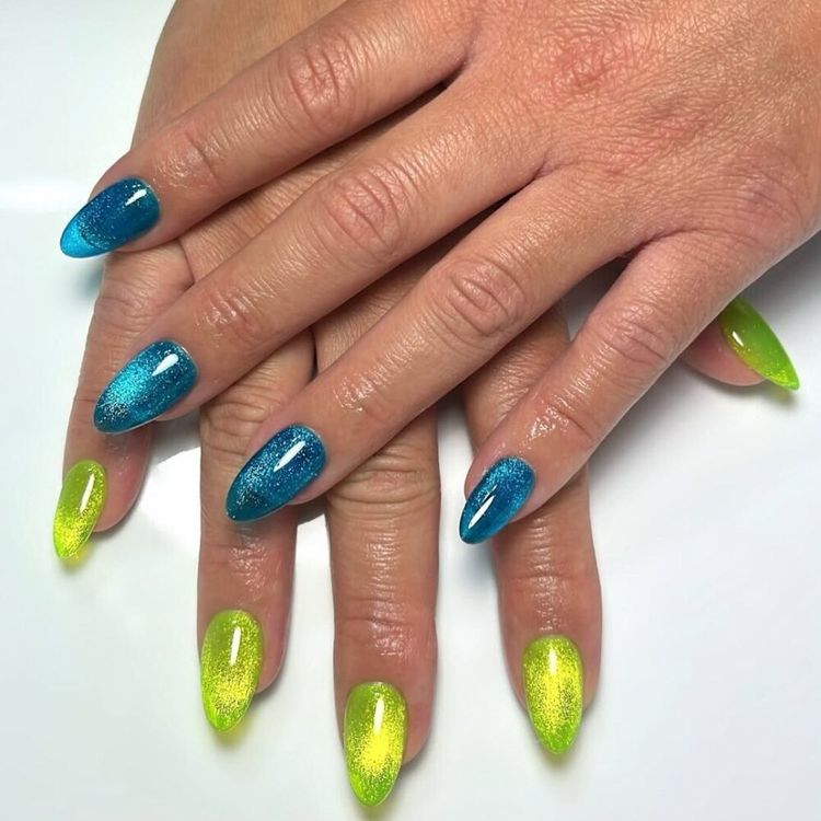 Electric Glass Cat-Eyes