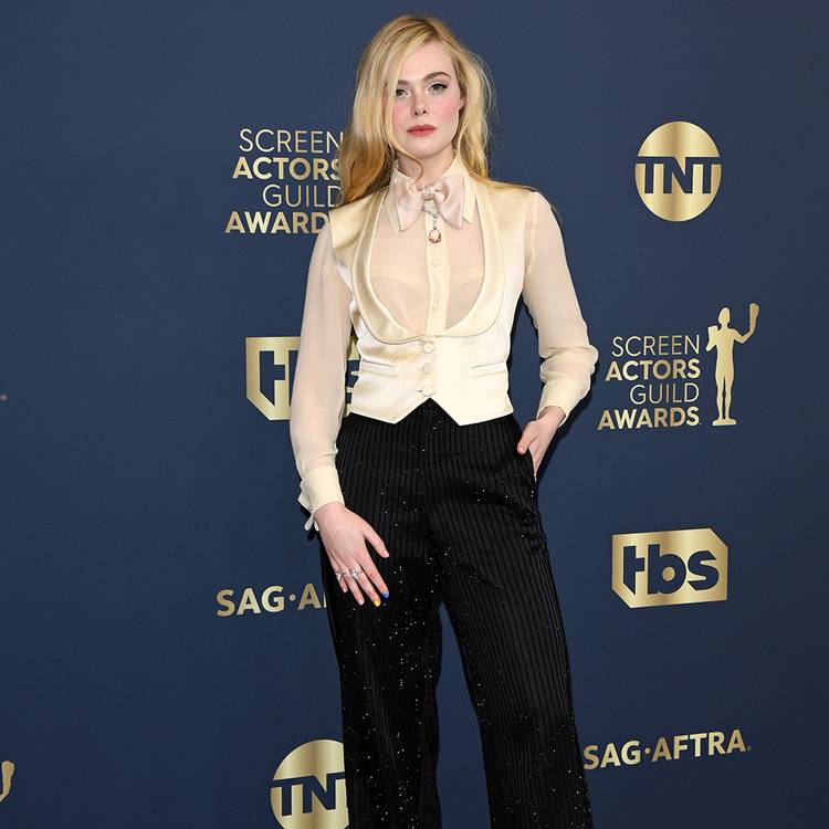 Elle Fanning SAG Awards