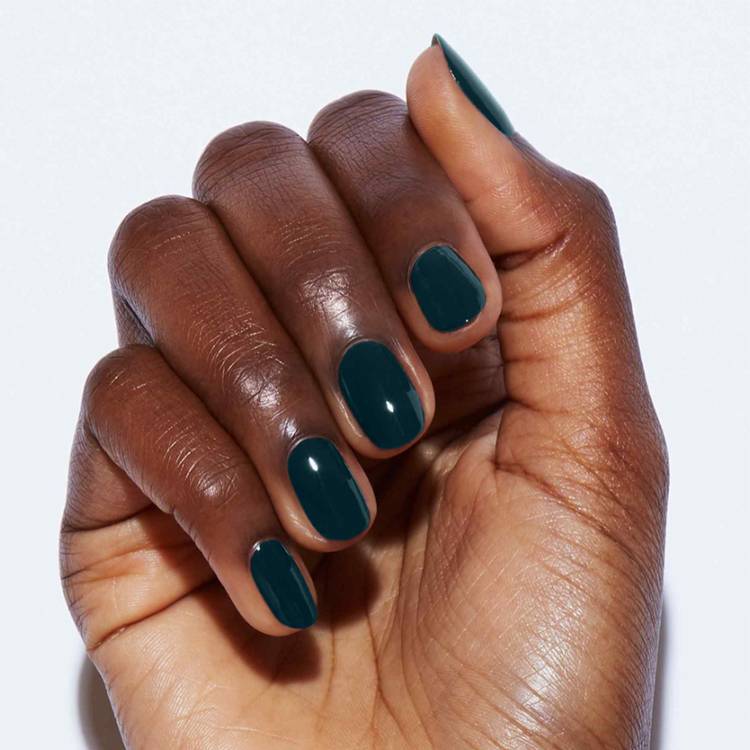 The 8 Nail Colors Experts Say Are Taking Over October