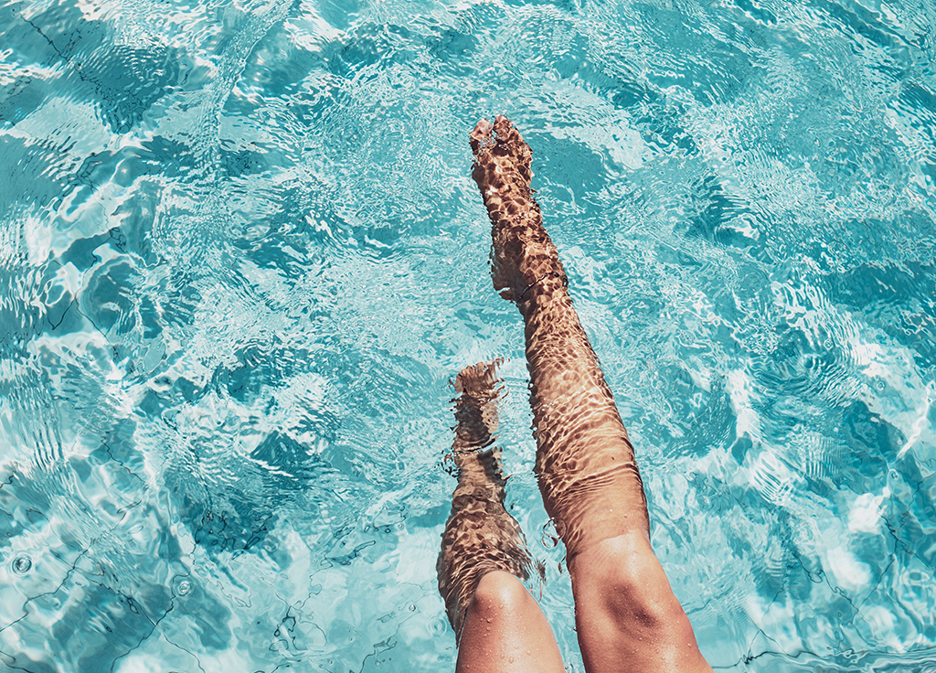 4 Easy Ways to Anti-Age Your Feet This Summer