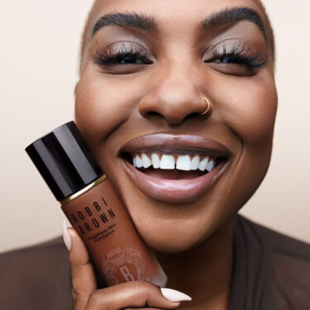 bobbi-brown-weightless-skin-foundation