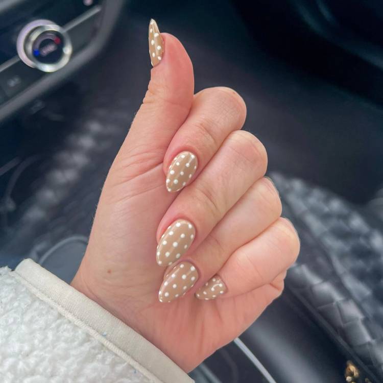 polka dot nails