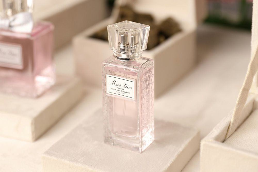 mini perfume bottle of miss dior