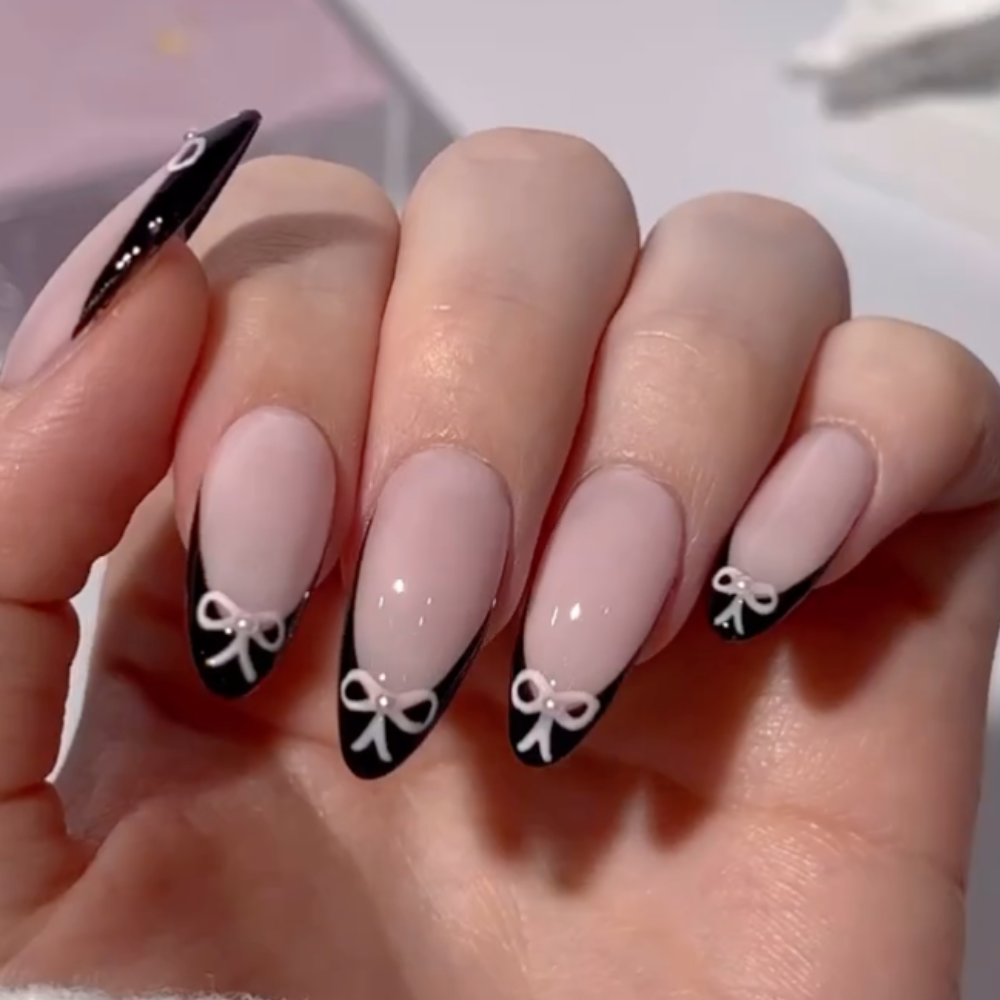 dark coquette manicure