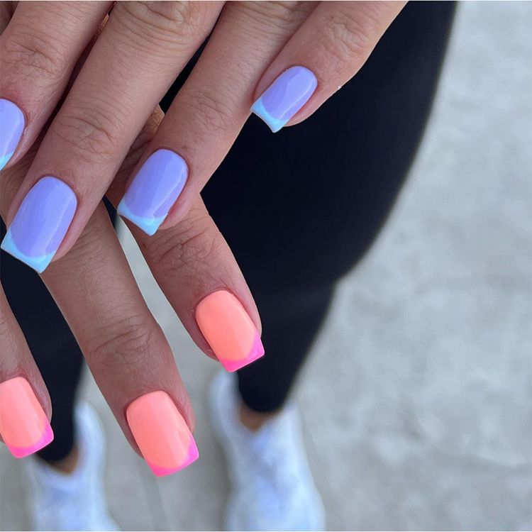 French Manicure Contrast Nails