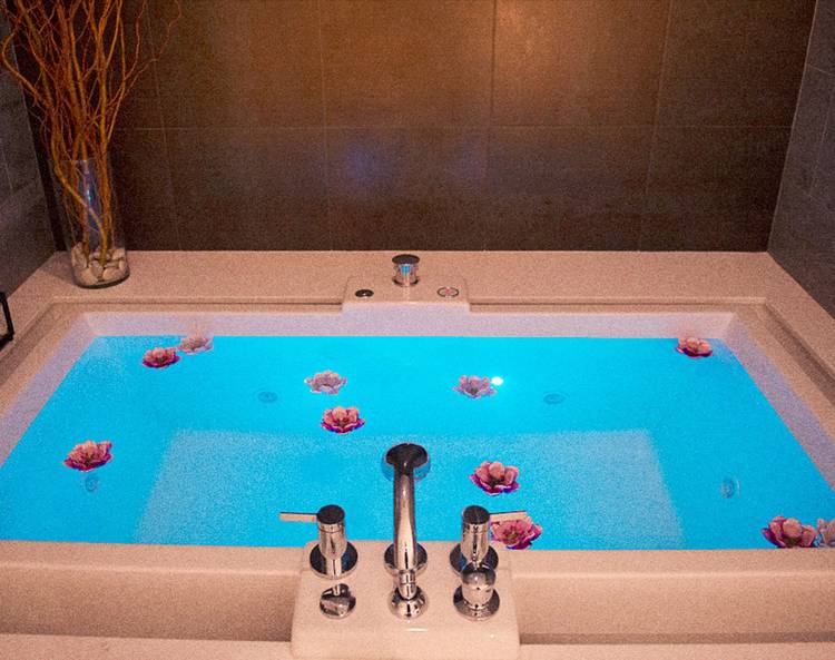 Spa by JW at the JW Marriott Houston Downtown