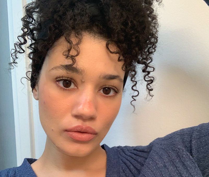 “Tell Me Lies’” Alicia Crowder’s Lip Liner Hack Is One to Master