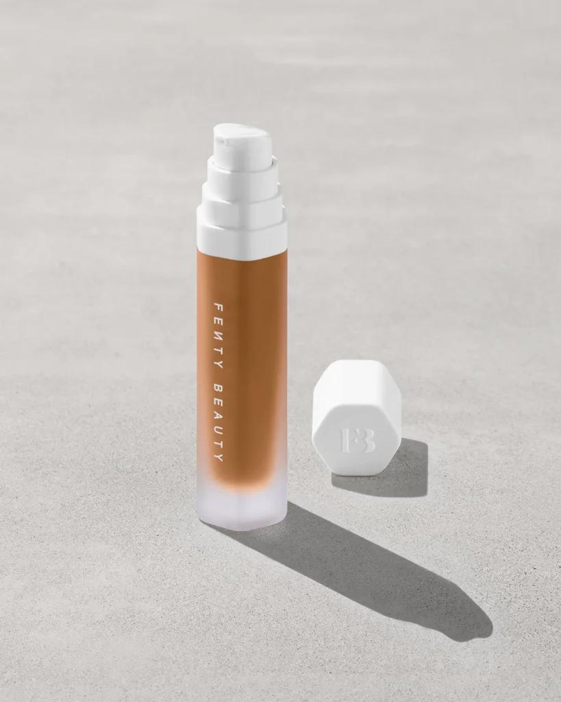 Fenty Beauty by Rihanna Soft’Lit Naturally Luminous Hydrating Longwear Foundation