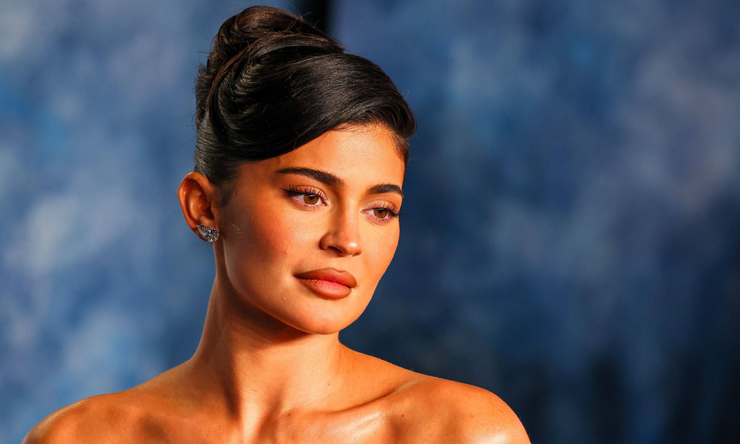 Kylie Jenner's birthday nails