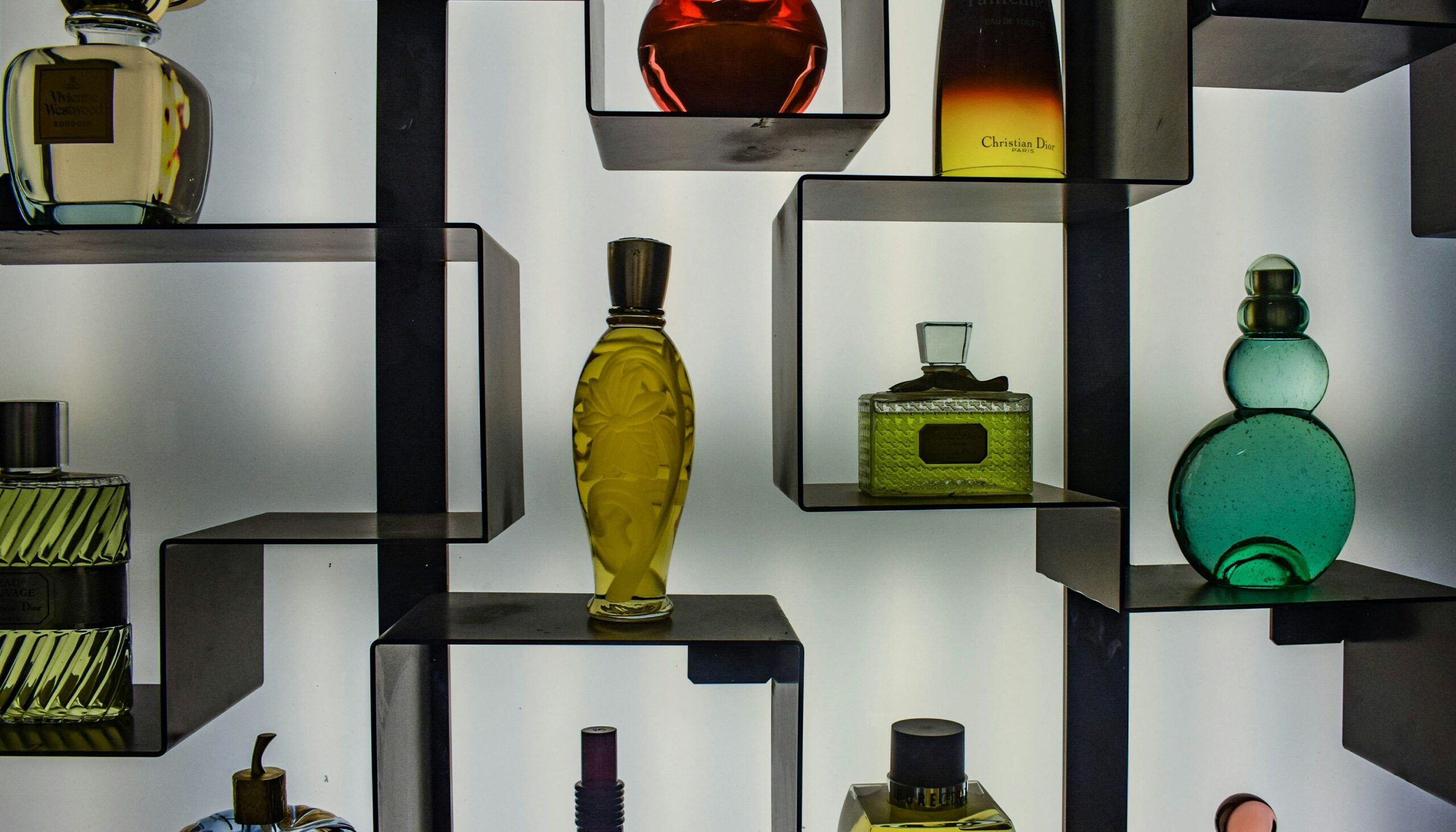 The Biggest Fragrance Notes of 2026, Backed by Data