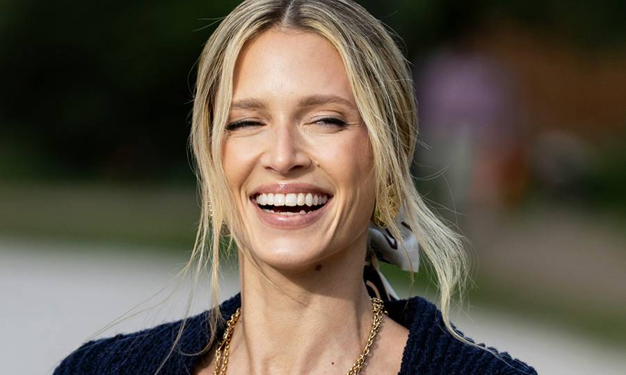 The Best Whitening Toothpastes for a Brighter Smile, According to Dentists