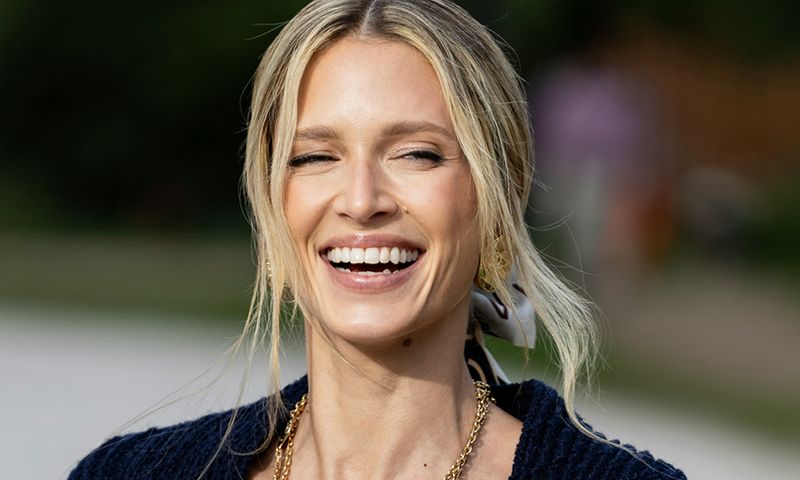 The Best Whitening Toothpastes for a Brighter Smile, According to Dentists