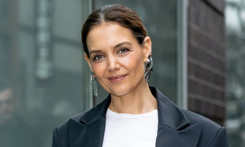 Actress Katie Holmes is seen arriving to the Christian Siriano Fall/Winter 2025 fashion show at Chelsea Industrial on February 06, 2025 in New York City.