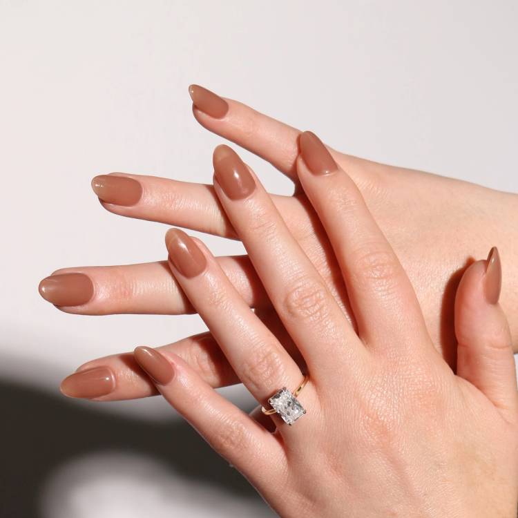 cool taupe nails