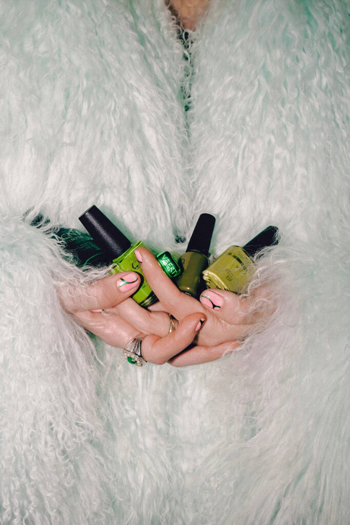 Julia Lang x Chillhouse Mani Edit