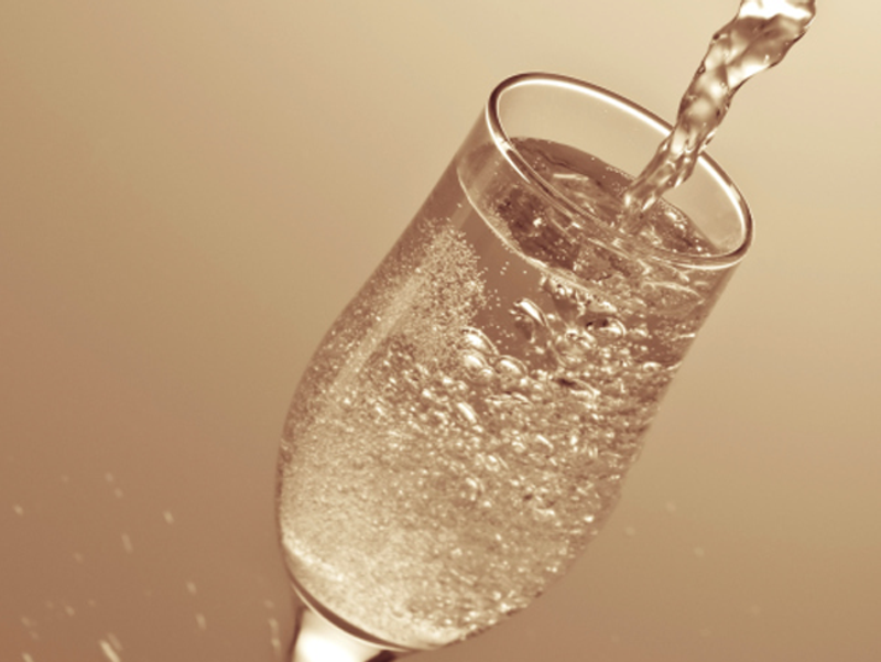 champagne Main Newbeauty