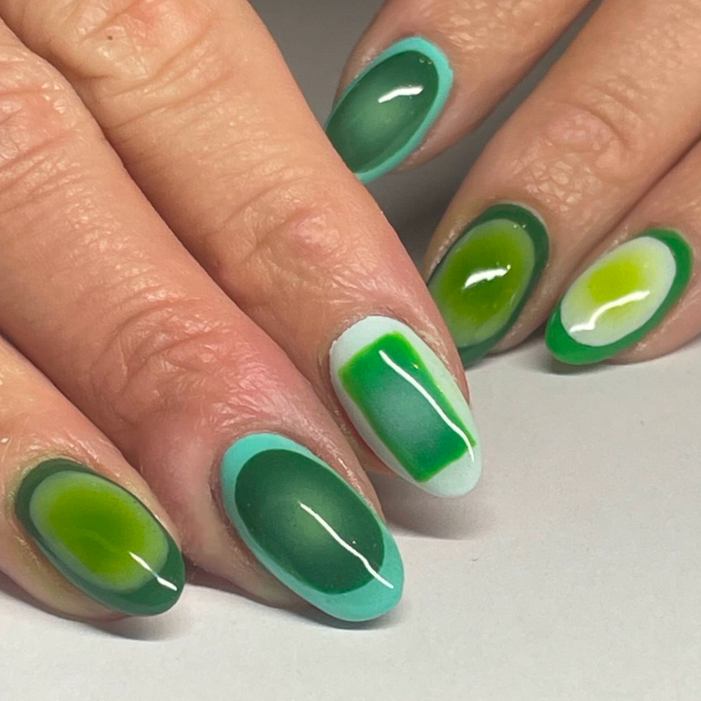 Abstract Green Nails