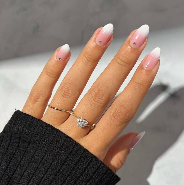 Ombré French Manicure