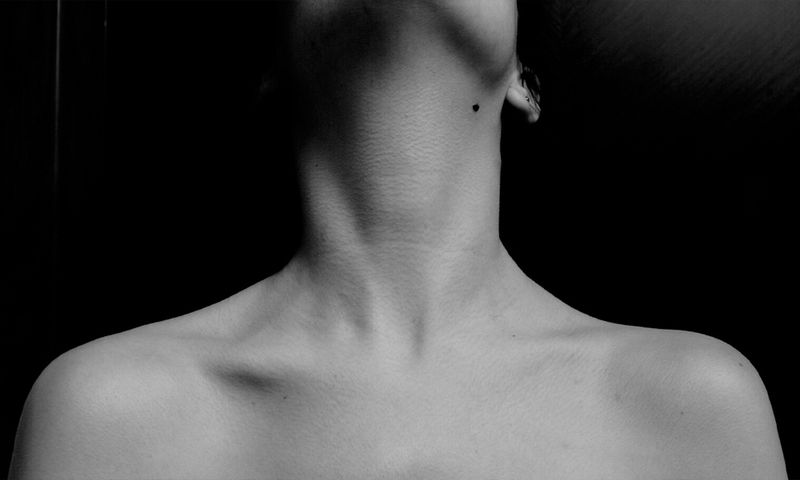 Neck Sculpting Without Surgery—Here’s How It’s Possible