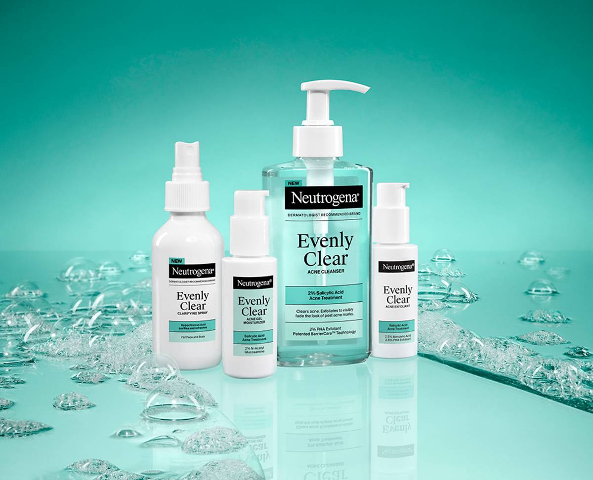 Neutrogena Evenly Clear Collection
