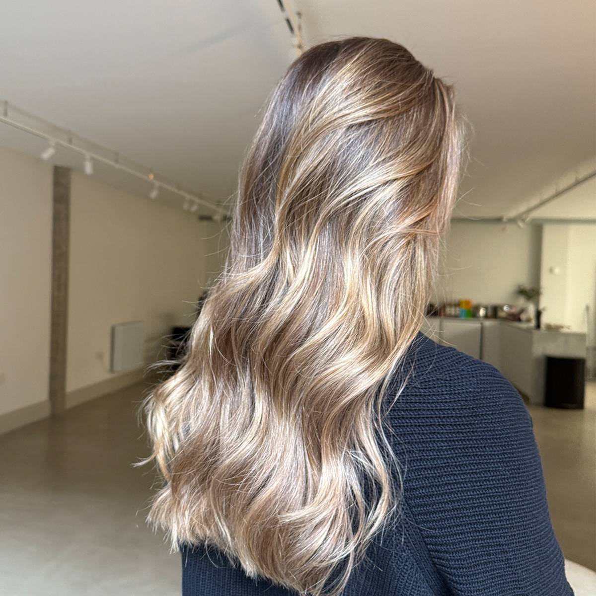 beige hair
