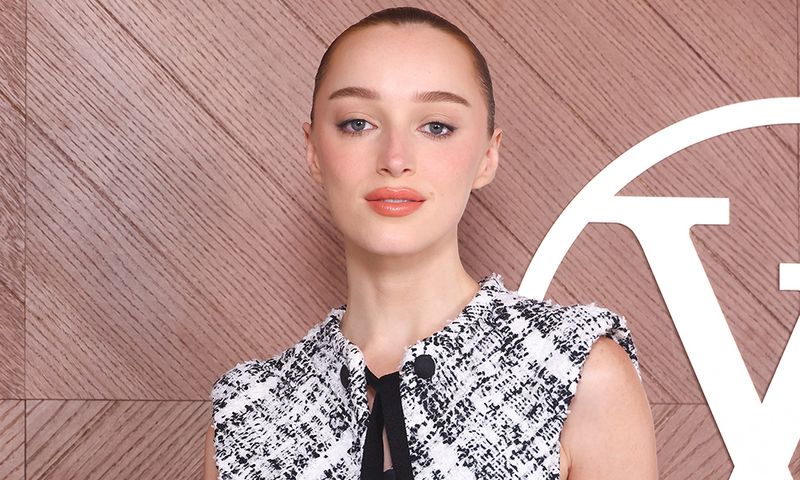 PARIS, FRANCE - MARCH 10: (EDITORIAL USE ONLY - For Non-Editorial use please seek approval from Fashion House) Phoebe Dynevor attends the Louis Vuitton Womenswear Fall/Winter 2025-2026 show as part of Paris Fashion Week at on March 10, 2025 in Paris, France.