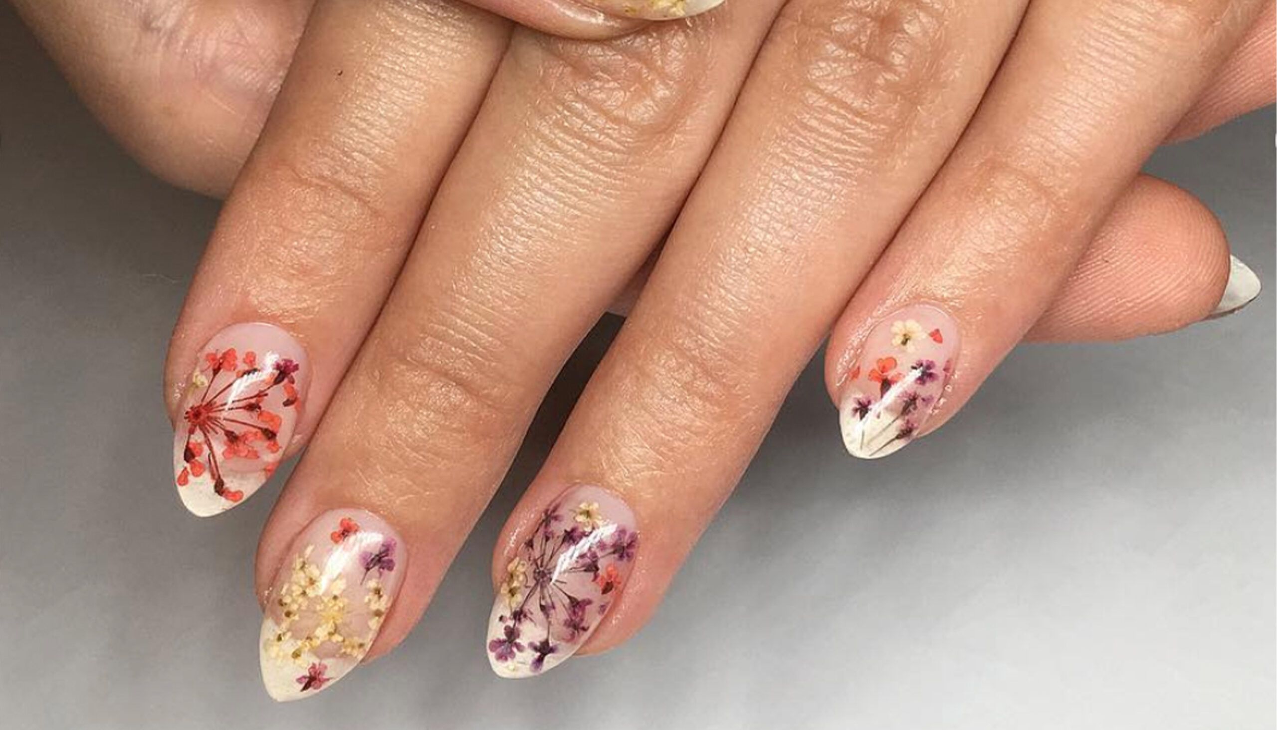 pressed flower nails