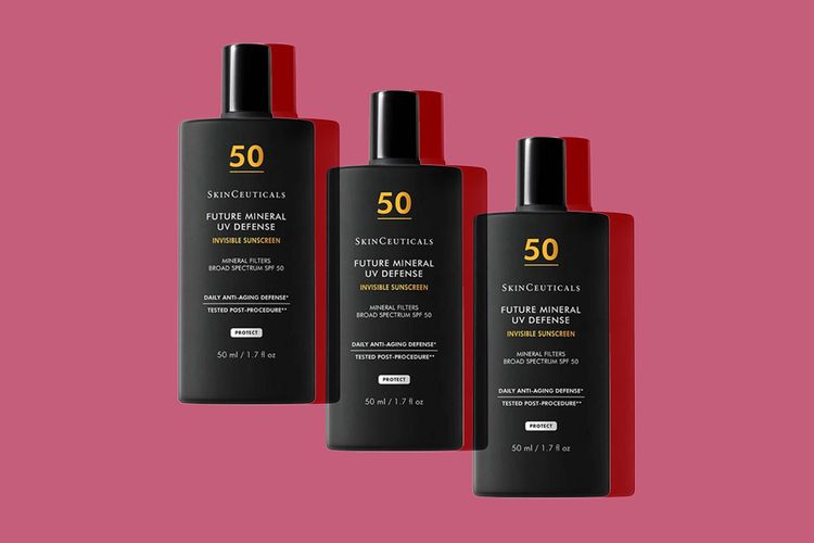 skinceuticals-future-mineral-defense-spf-berry-background