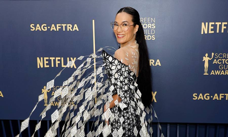 Ali Wong Hair Oil SAG Awards 2024