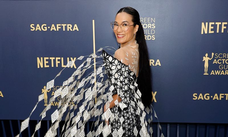 Ali Wong Hair Oil SAG Awards 2024