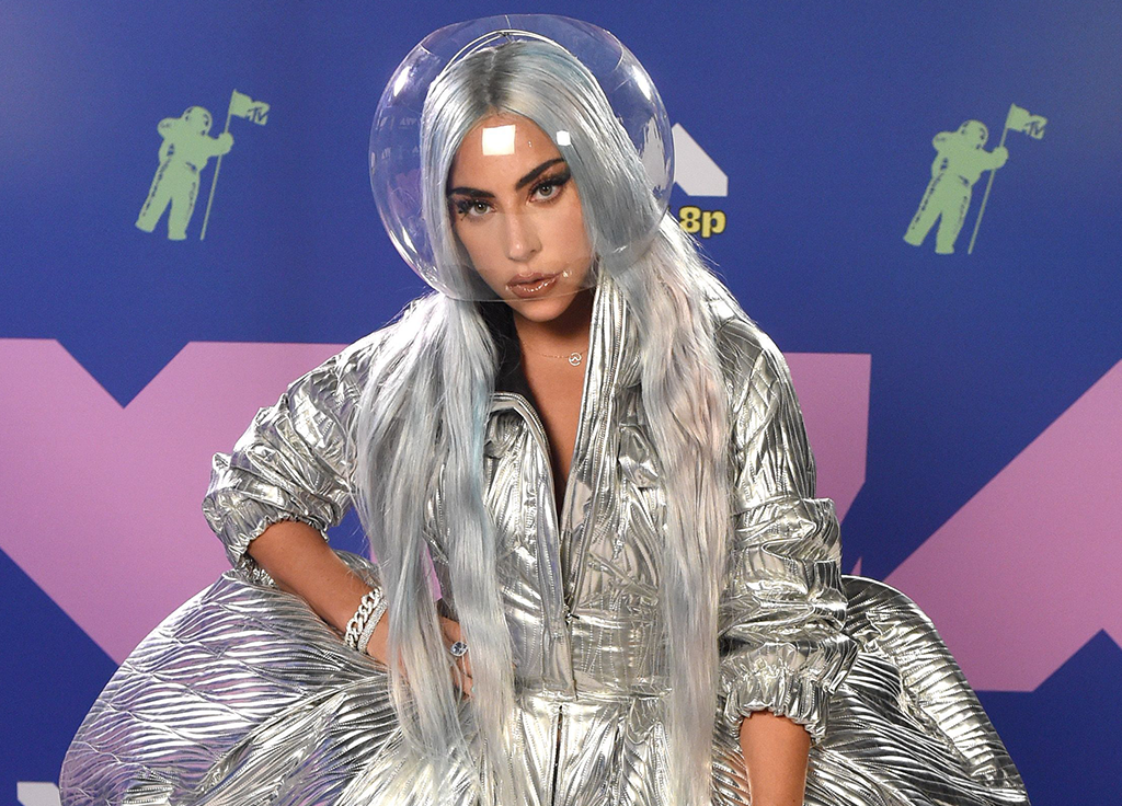 Lady Gaga’s Makeup Artist Breaks Down Her Bronzed VMAs Beauty Look