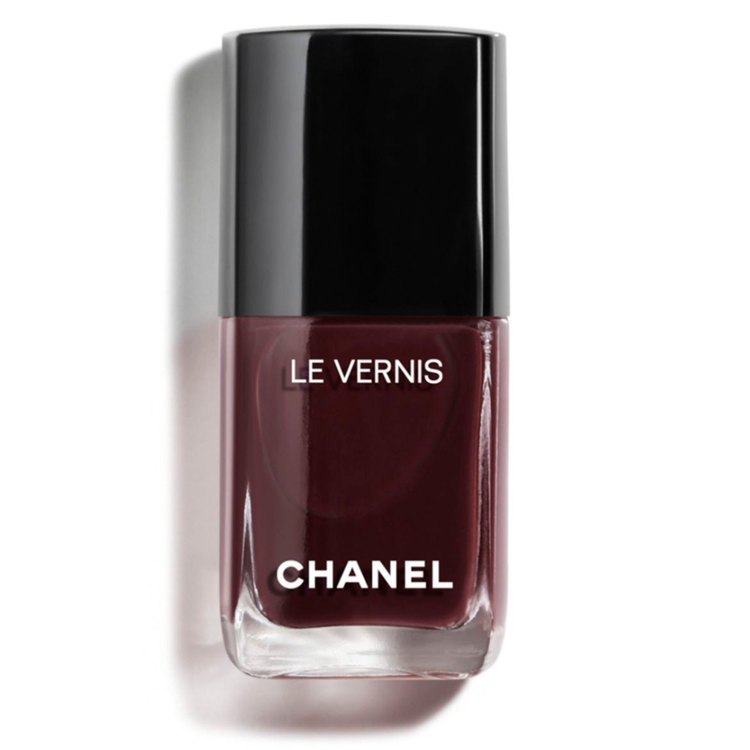 Chanel LE VERNIS Longwear Nail Color in Rouge Noir ($32)