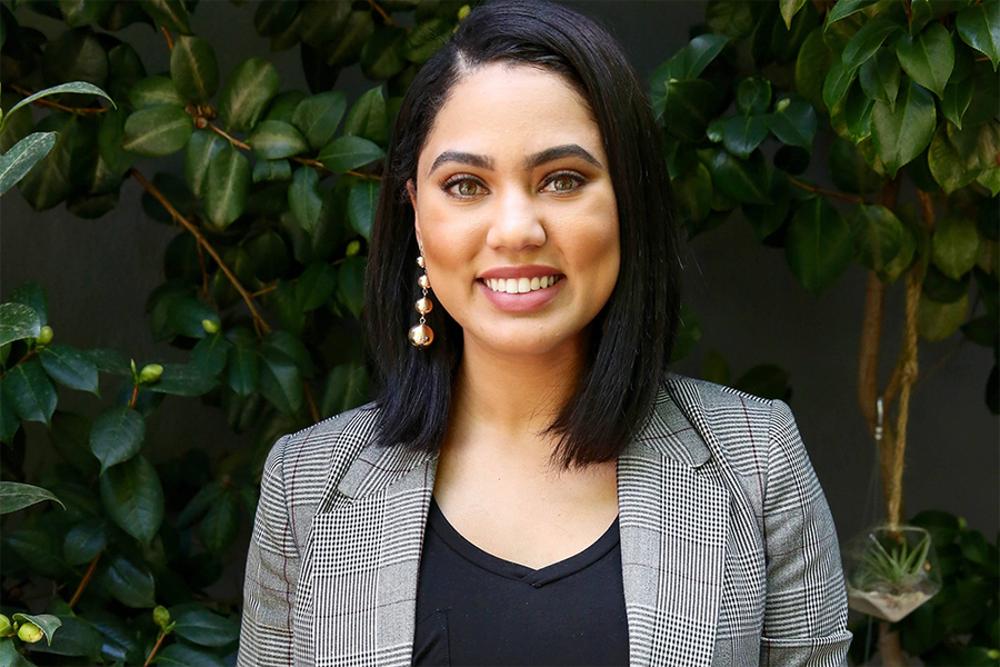 ayeshacurry