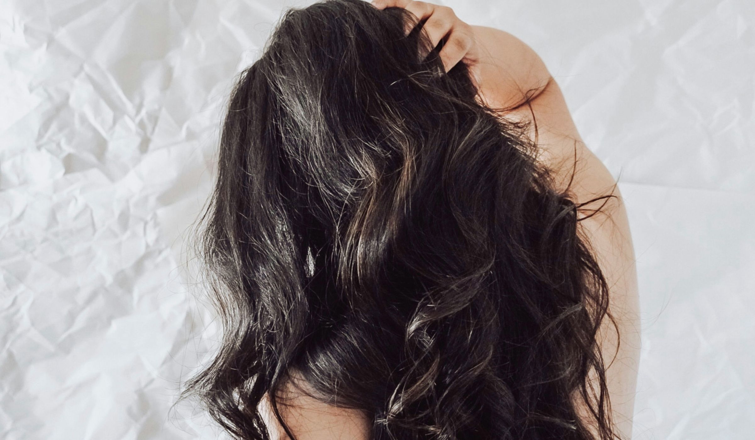 The 11 Best Hair Serums for Every Concern, From Frizz to Thinning