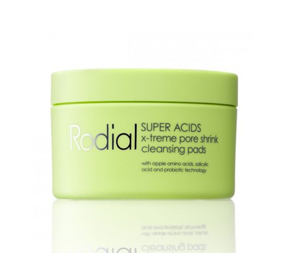 Cleans Skin Without Water