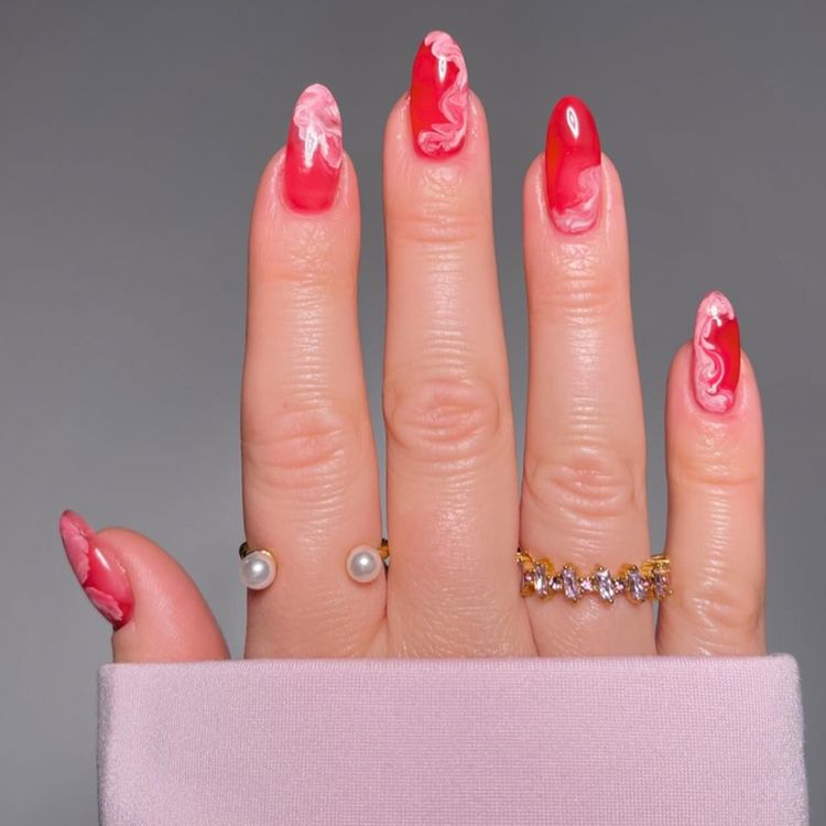 Red and pink marbling