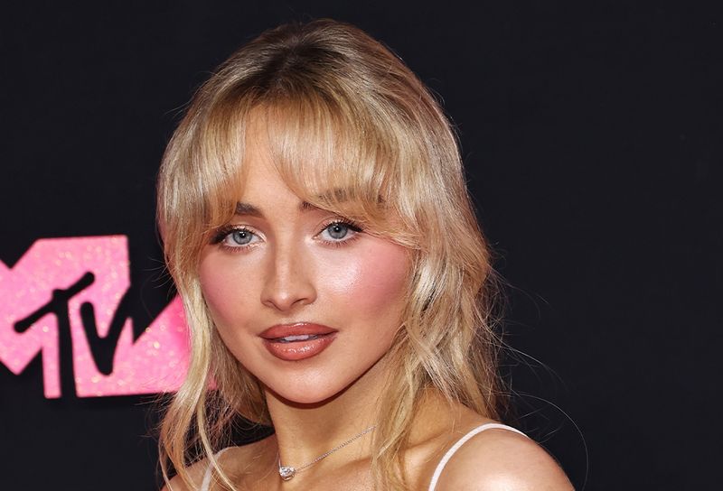 sabrina carpenter wearing baby doll blush