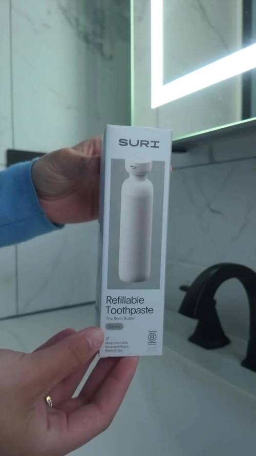 We Tried Suri's New Refillable Toothpaste