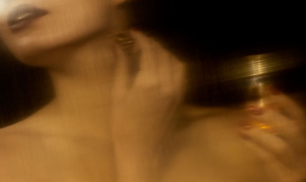 Why Are We So Obsessed With Smelling Like Sex Again?