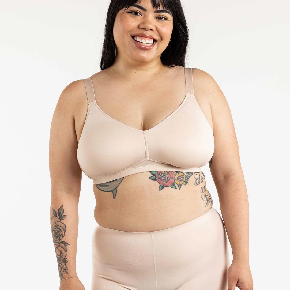 Unerstance Symmetry Wireless Lightly Padded Demi Bra