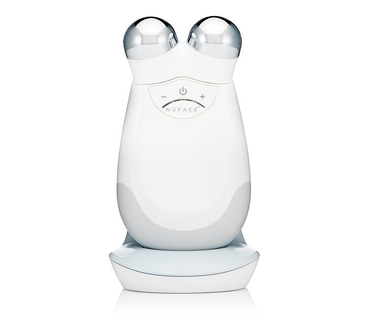 Award Photo: Trinity Facial Toning Device