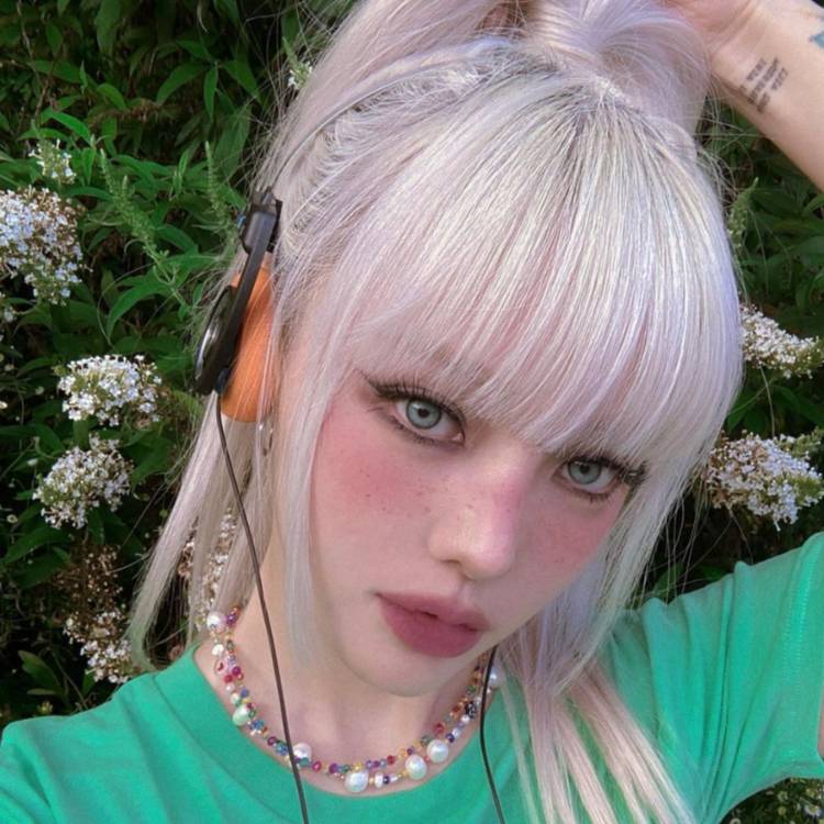 Pony (@ponysmakeup)