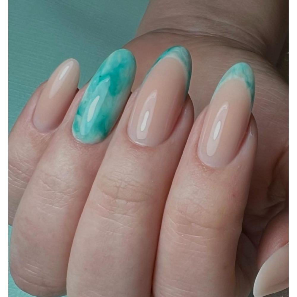 Accent Marble Nails