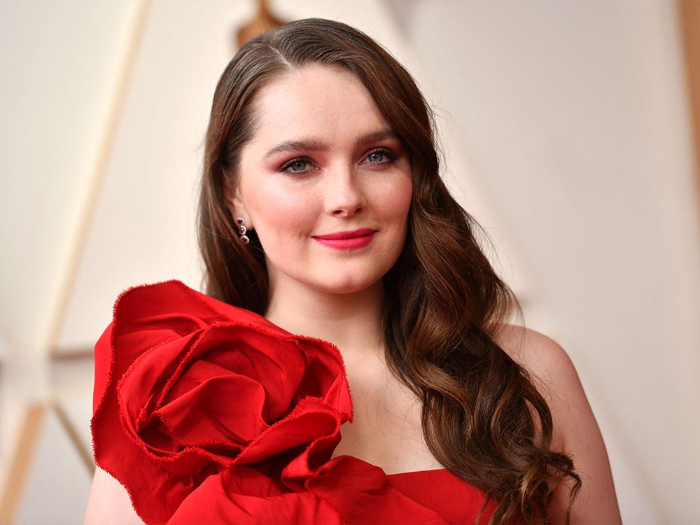 14 Celebs Had This Facial Before the Oscars